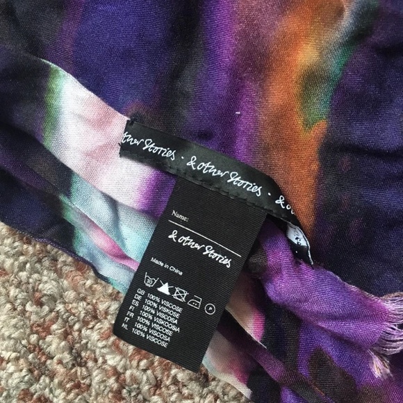 & OTHER STORIES viscose scarf - Picture 3 of 3